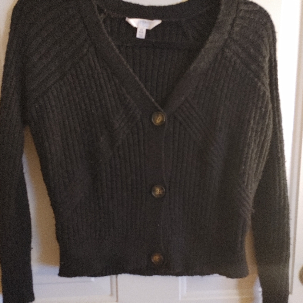 Time and True Cardigan Size XS 0-2 Black 3 Button knit Crop length Long sleeve
